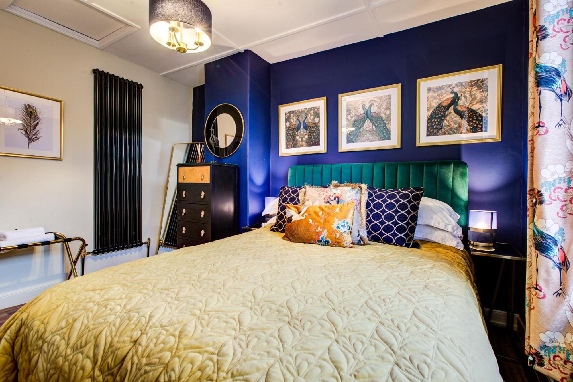 Queens Cottage, Wivenhoe Stylish, Plush, Cosy, Convenient & Quirky, 2X Double Bed Period Cottage Plus Patio - 9 Min Walk Train, 4 Min Walk High Street Pubs, Restaurants, Shops Dış mekan fotoğraf